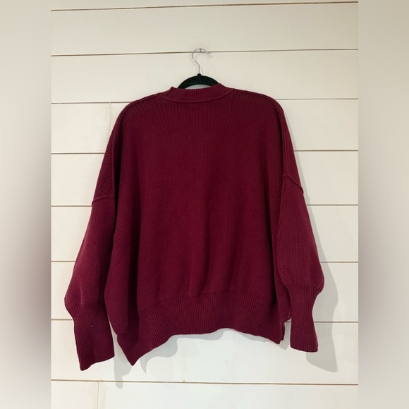 Free People  Mock Neck Long Sleeve Fuchsia Oversized Sweater Size XS - Picture 8 of 11